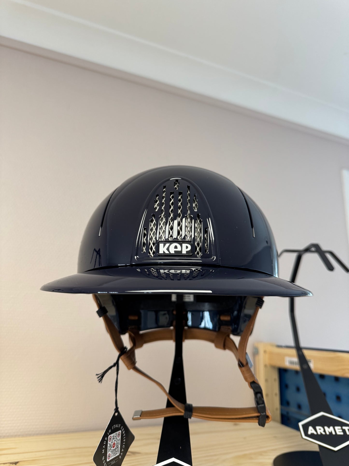 Casque Smart visière polo - jugulaire Beige