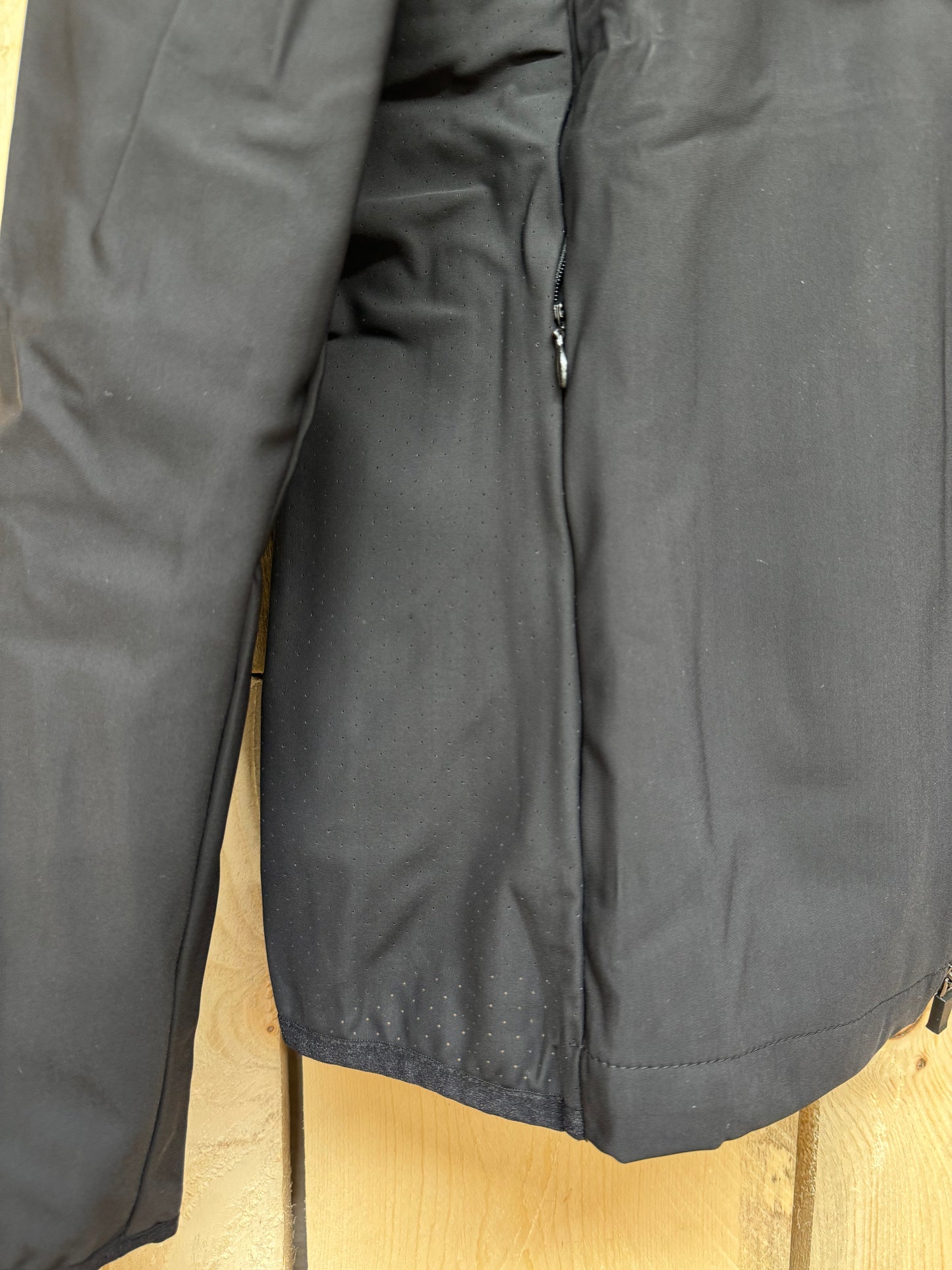 Veste Eurostar perforé "Madeleine"