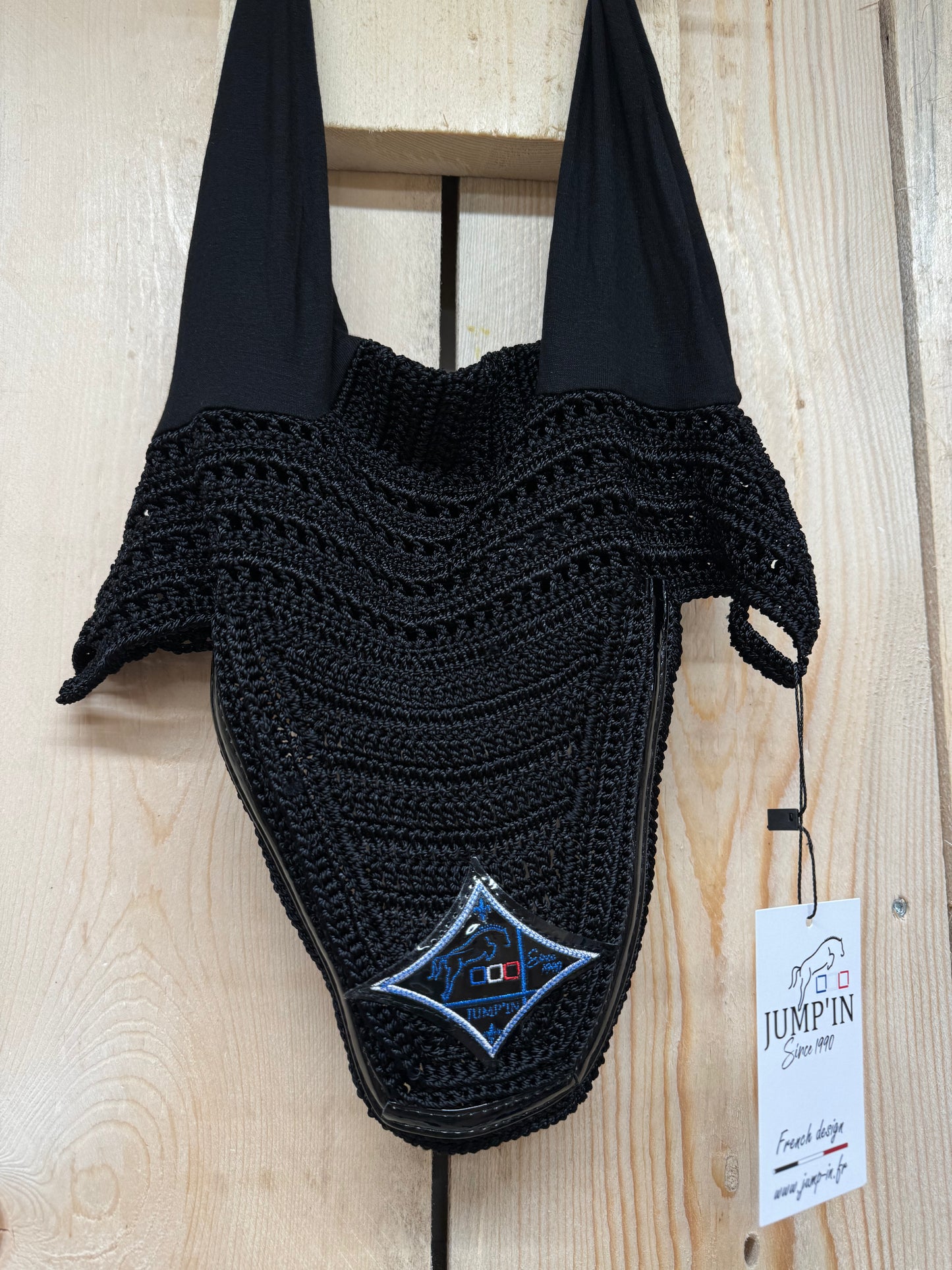 Bonnet Jump'in "Ecusson" - Noir verni noir écusson bleu roi