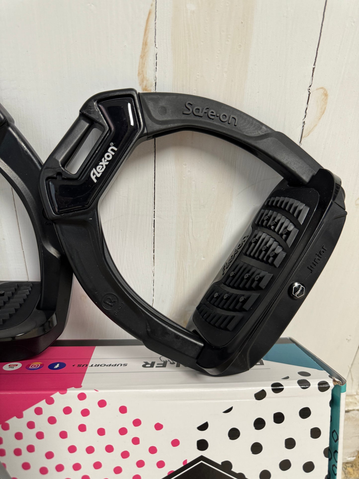 Etriers Flex-on Safe-on Junior noir