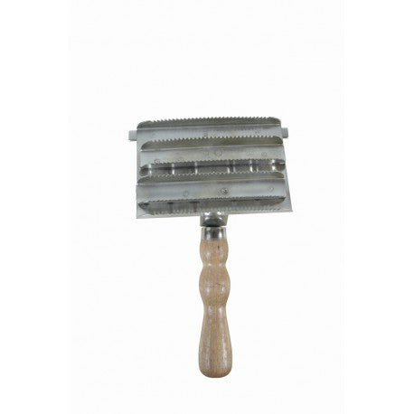Etrille metal Borstiq