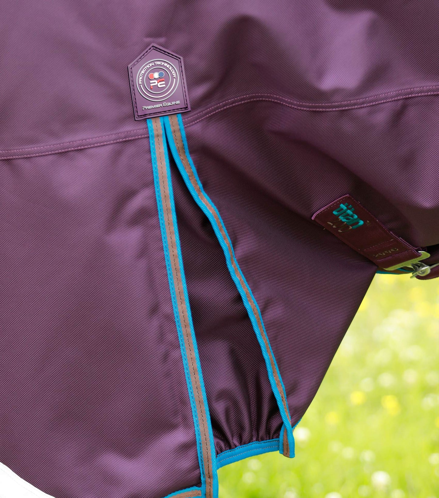 Couverture de paddock Titan Avec cou amovible 200gr 1680D